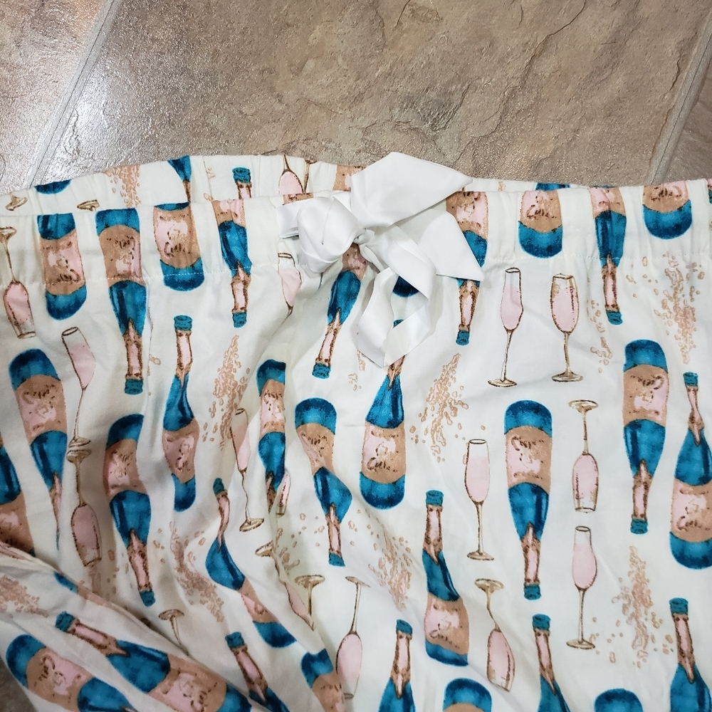 NWOT New York & Company Champagne pajamas pants - Picture 3 of 4